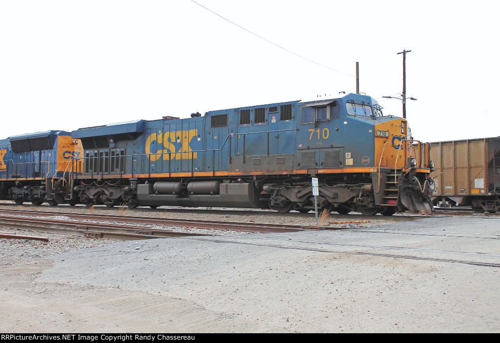 CSXT 710 M690-16